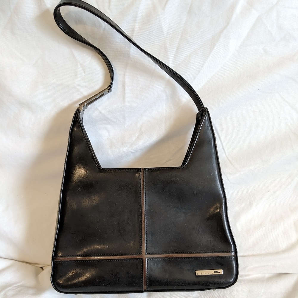 Vintage Guess black leather purse
